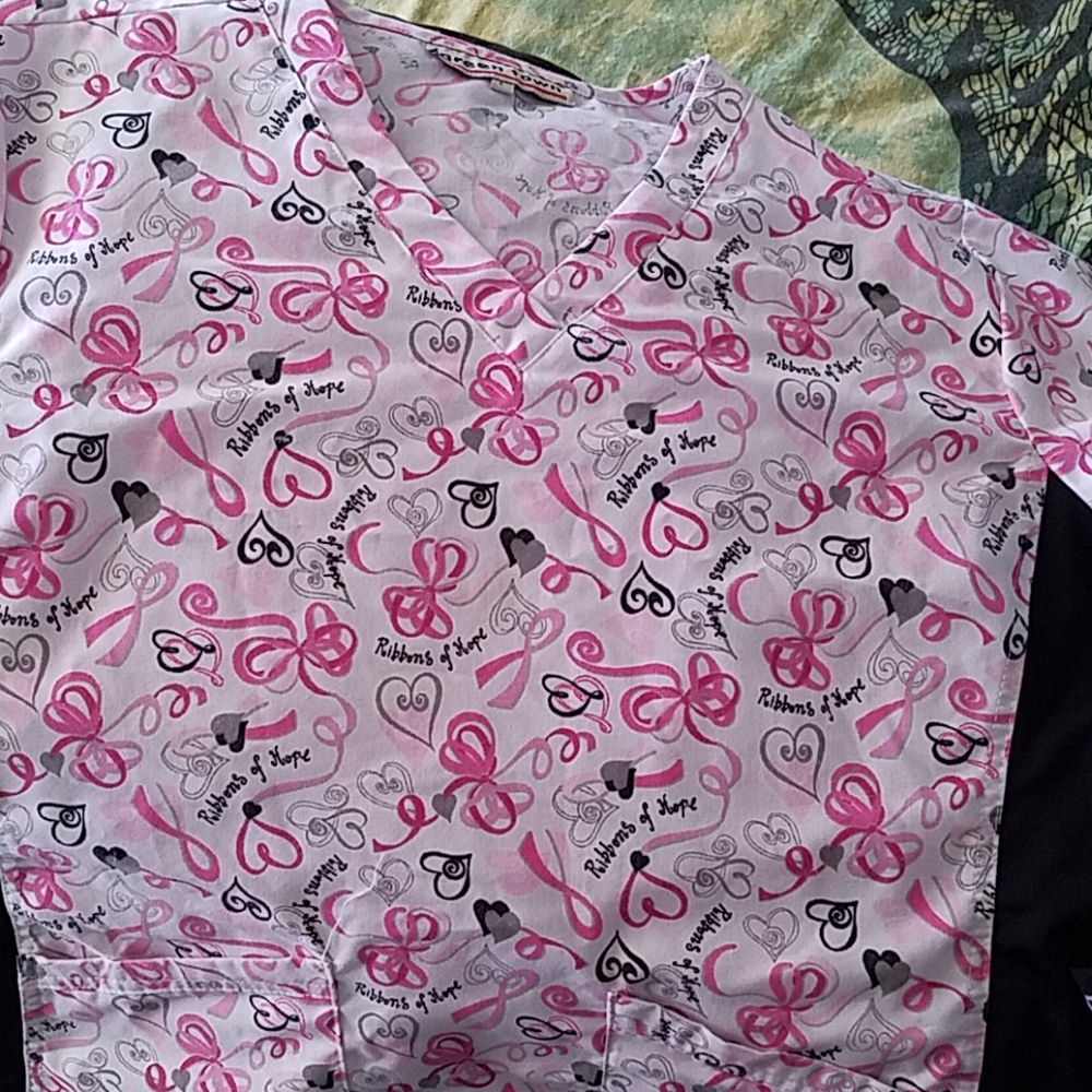 Scrub top
